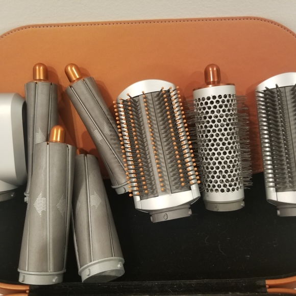 SOLD ON MERCARI - Picture 7 of 8